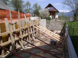 Podporni zid Podbrezje 14